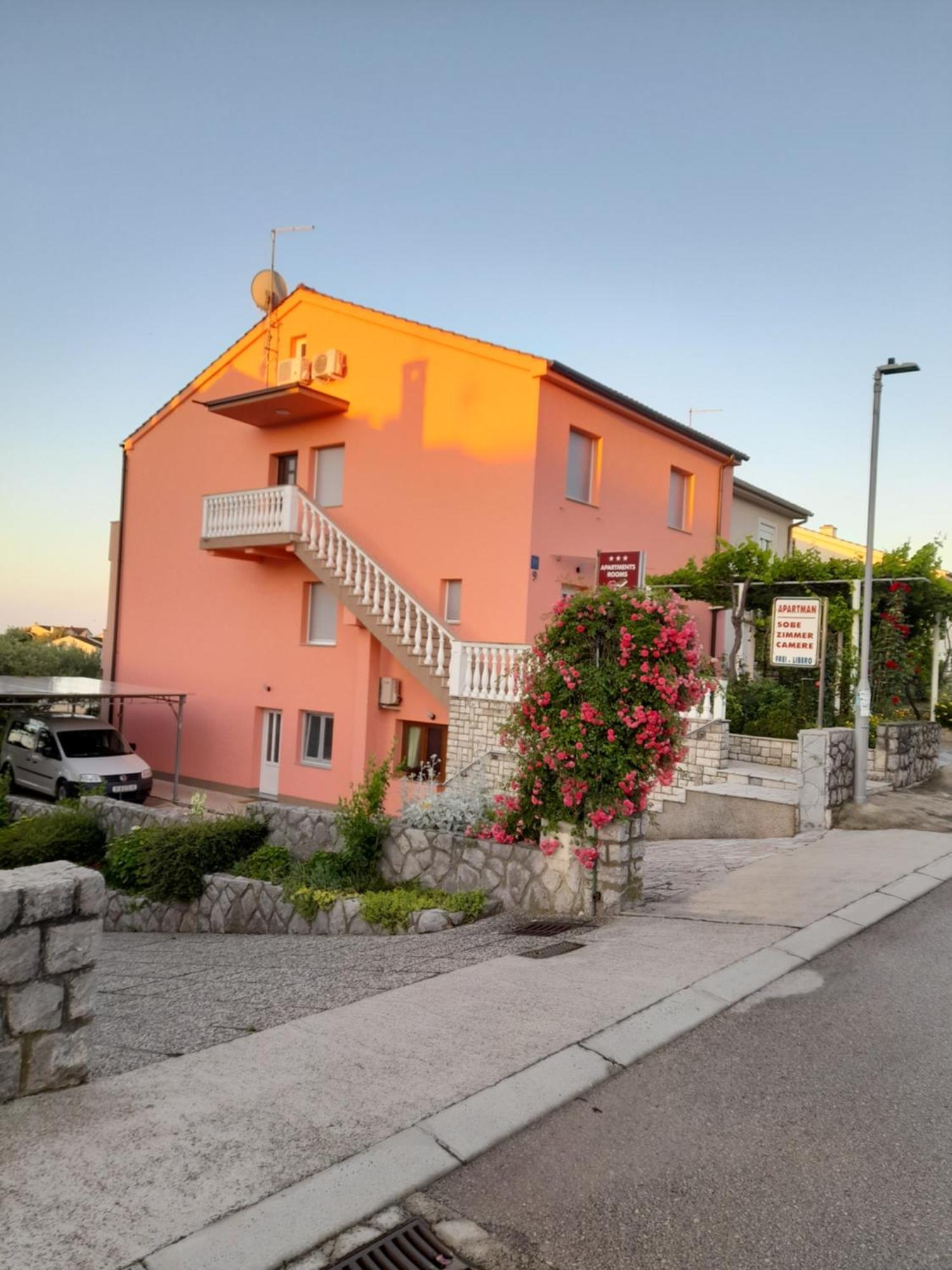 Apartments Stupar Krk Town Exterior foto