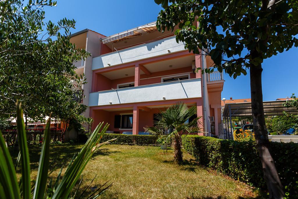 Apartments Stupar Krk Town Exterior foto
