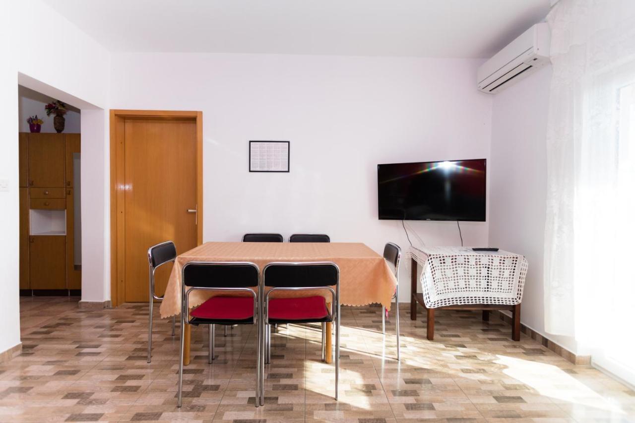Apartments Stupar Krk Town Exterior foto