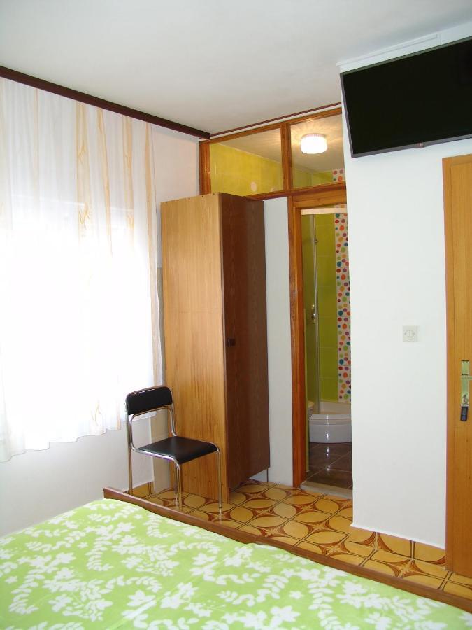 Apartments Stupar Krk Town Exterior foto