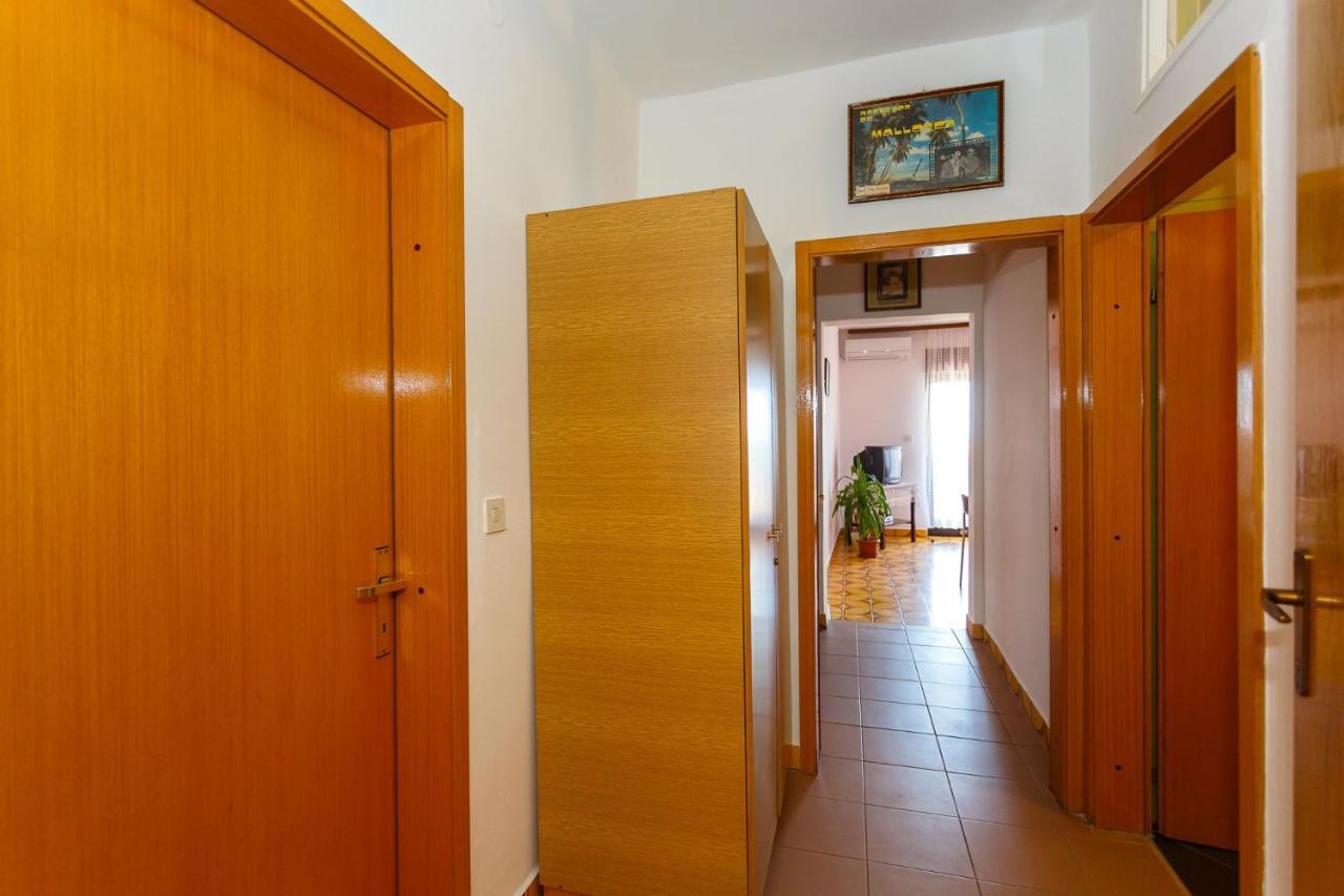 Apartments Stupar Krk Town Exterior foto